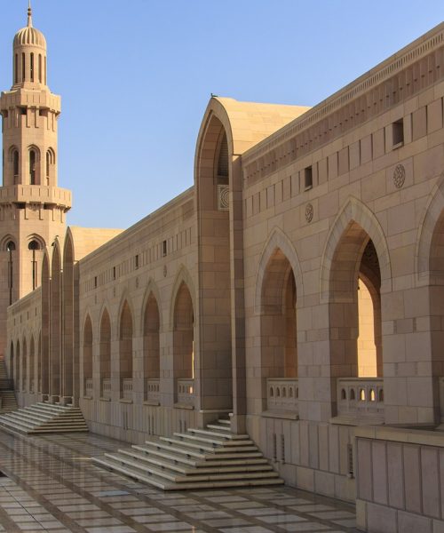 sultan-qaboos-grand-mosque-2606150_1280